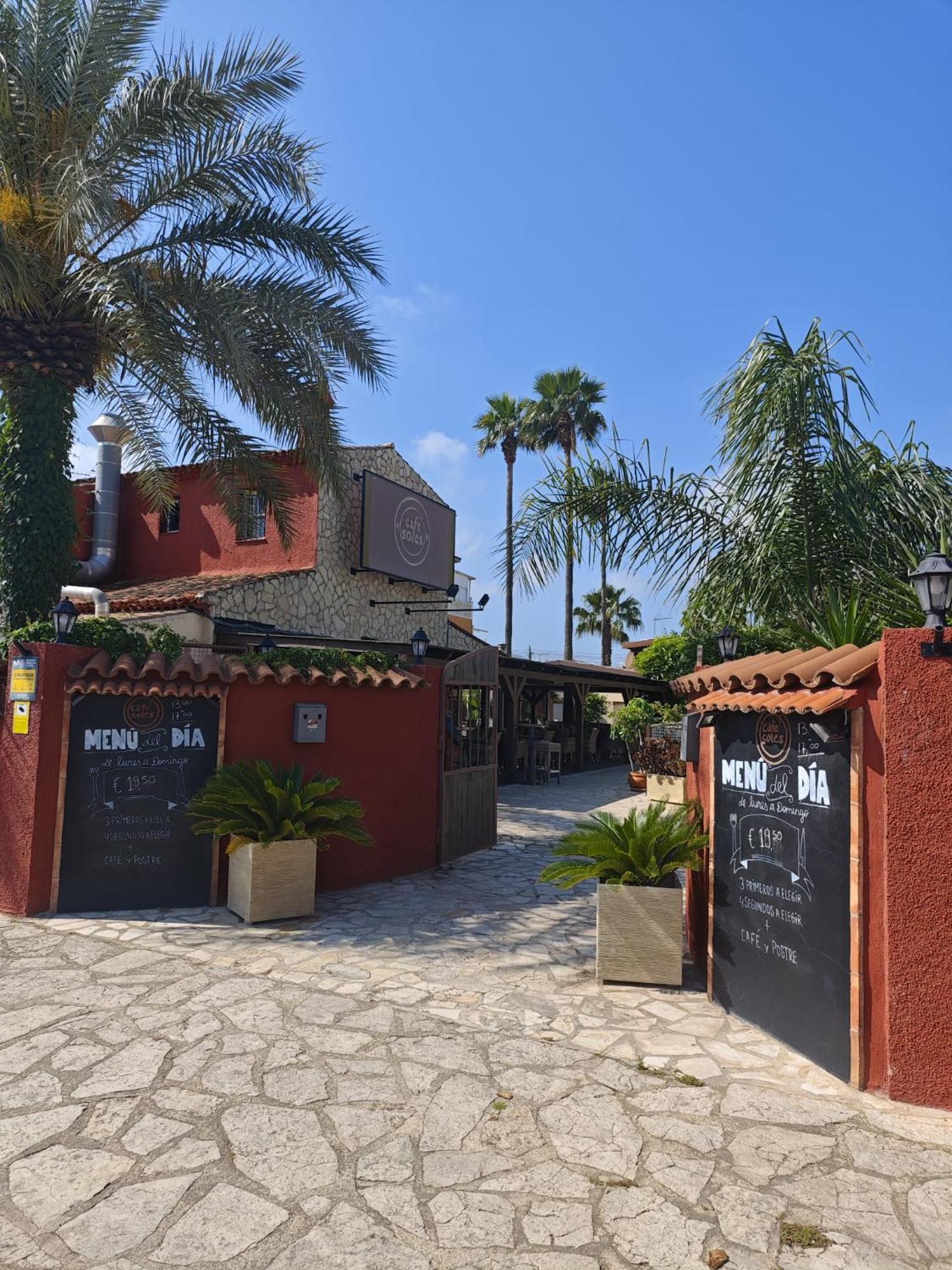 Alojamiento Cafe Soles Denia Exterior photo